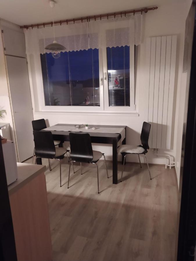 Byt pro dva Blansko Exterior foto